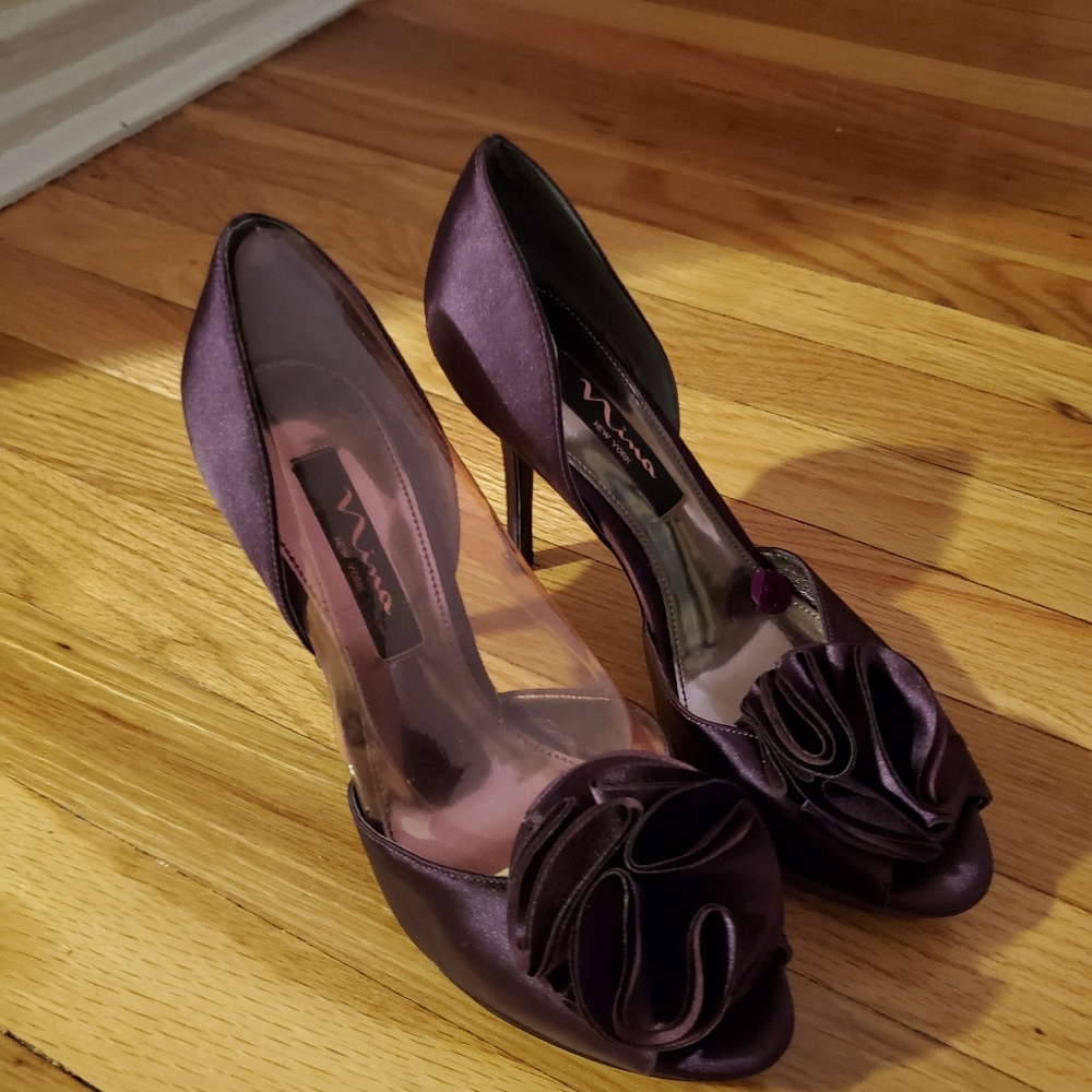Nina New York Purple Satin Pumps 7.5 US
